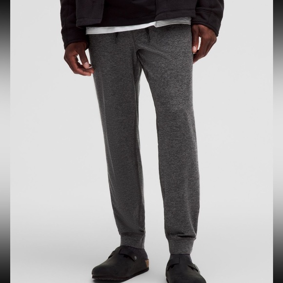 Lululemon Men’s “Soft Jersey” Jogger 32-34” Inseam (L) *REGULAR* - Picture 1 of 11